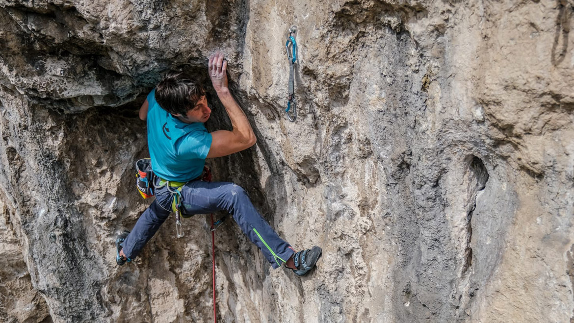 Climb and Clean Trento Karpos
