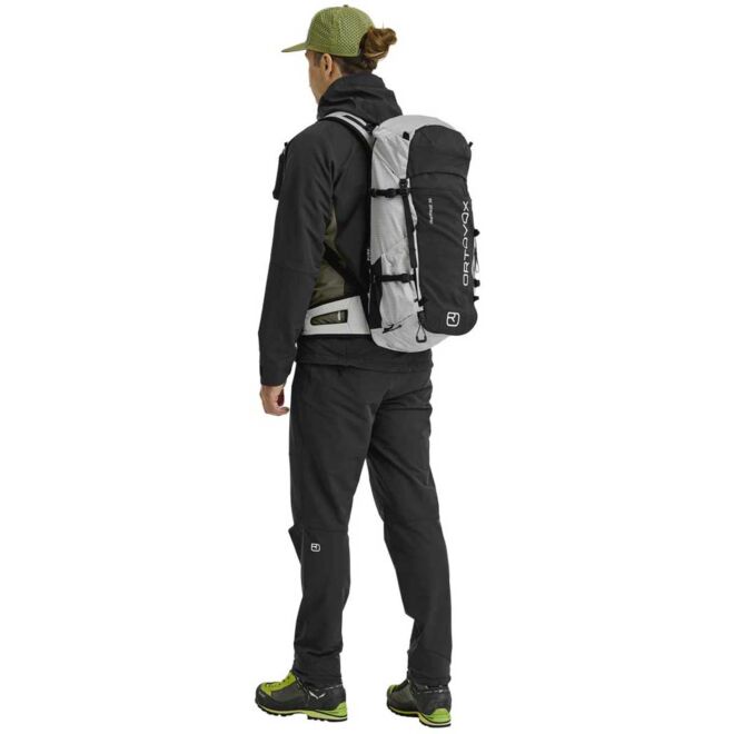 Ortovox Traverse Pure 30 zaino trekking