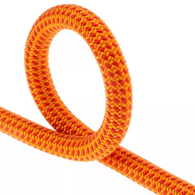 Fixe 8.4 Amitges mezza corda arrampicata