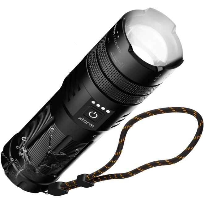 Xtorm Flashlight Powerbank - 10500 mAh torcia caricabatterie
