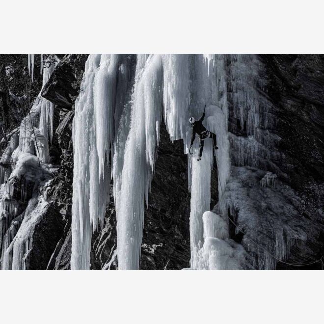 Grivel The Dark Machine Katana Ice piccozza ghiaccio e drytooling