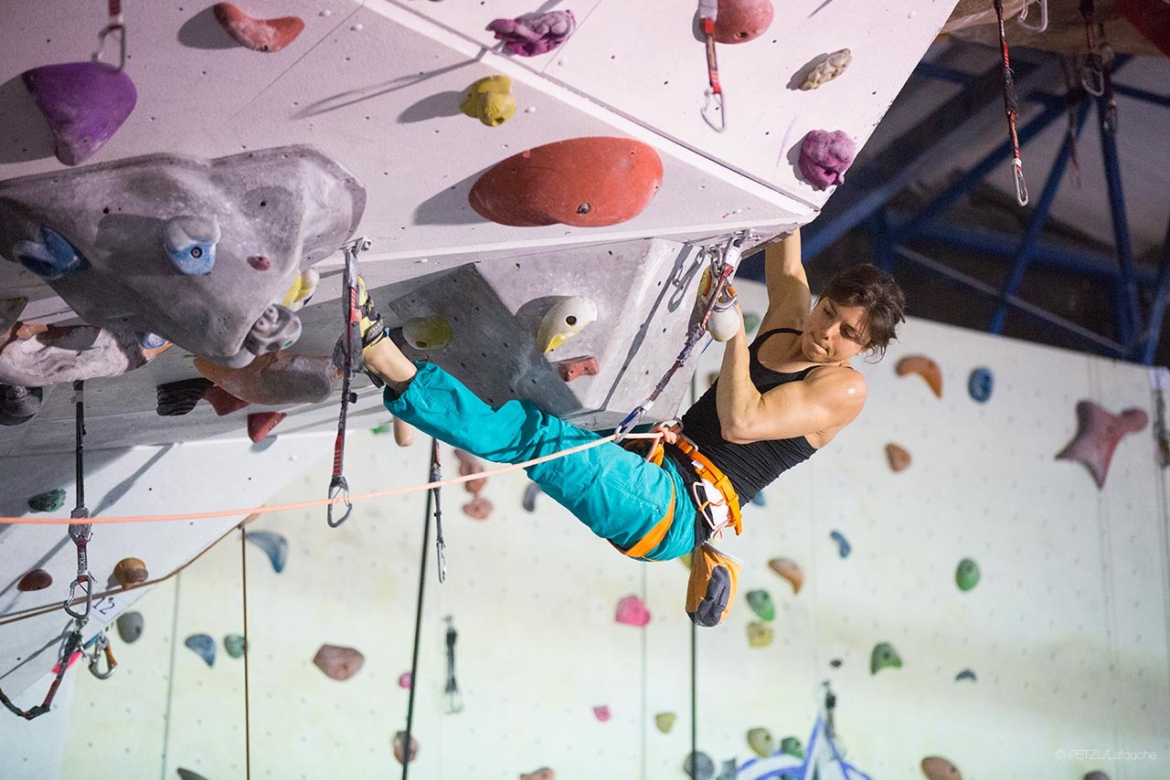 indoor climbing, fonte petzl.com Labouche indoor climbing, fonte:petzl.com