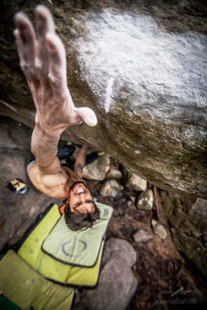 niccolo ceria Shantaram boulder 8C norvegia niccolo ceria Shantaram boulder 8C norvegia